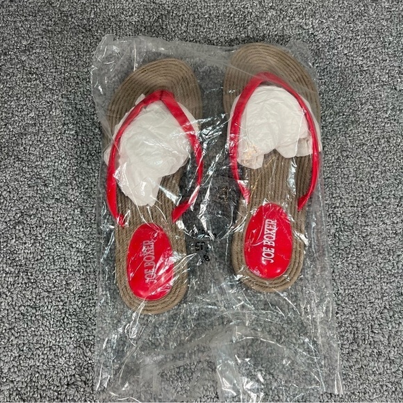 Joe Boxer Sandals Flip Flops Red Womens Size 7/8 New - Picture 6 of 9